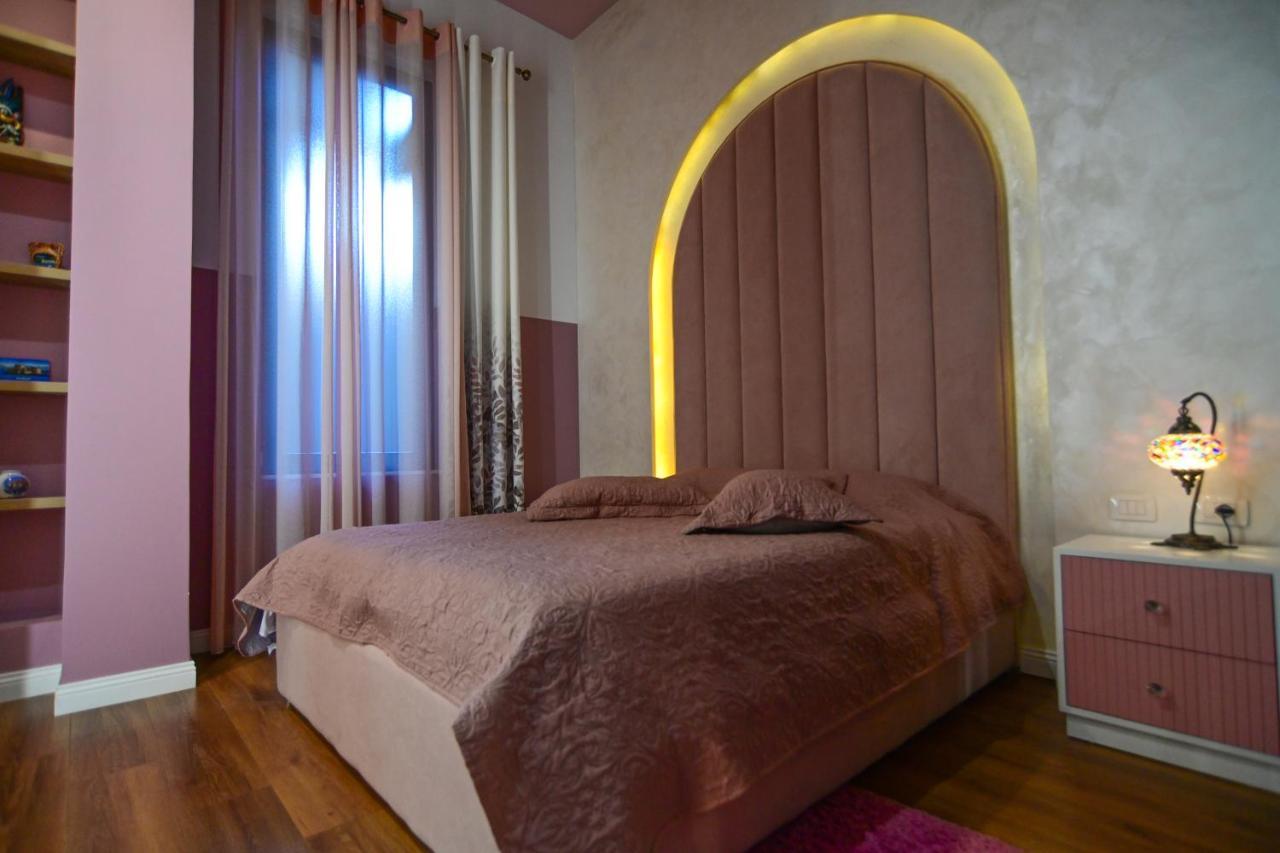 Stylish Two Bedroom House With Private Pool Tirana Exterior foto